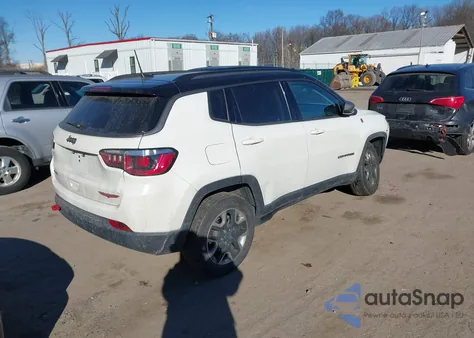 2018 Jeep Compass Trailhawk 4X4 from USA, damaged, VIN 3C4NJDDB9JT465595